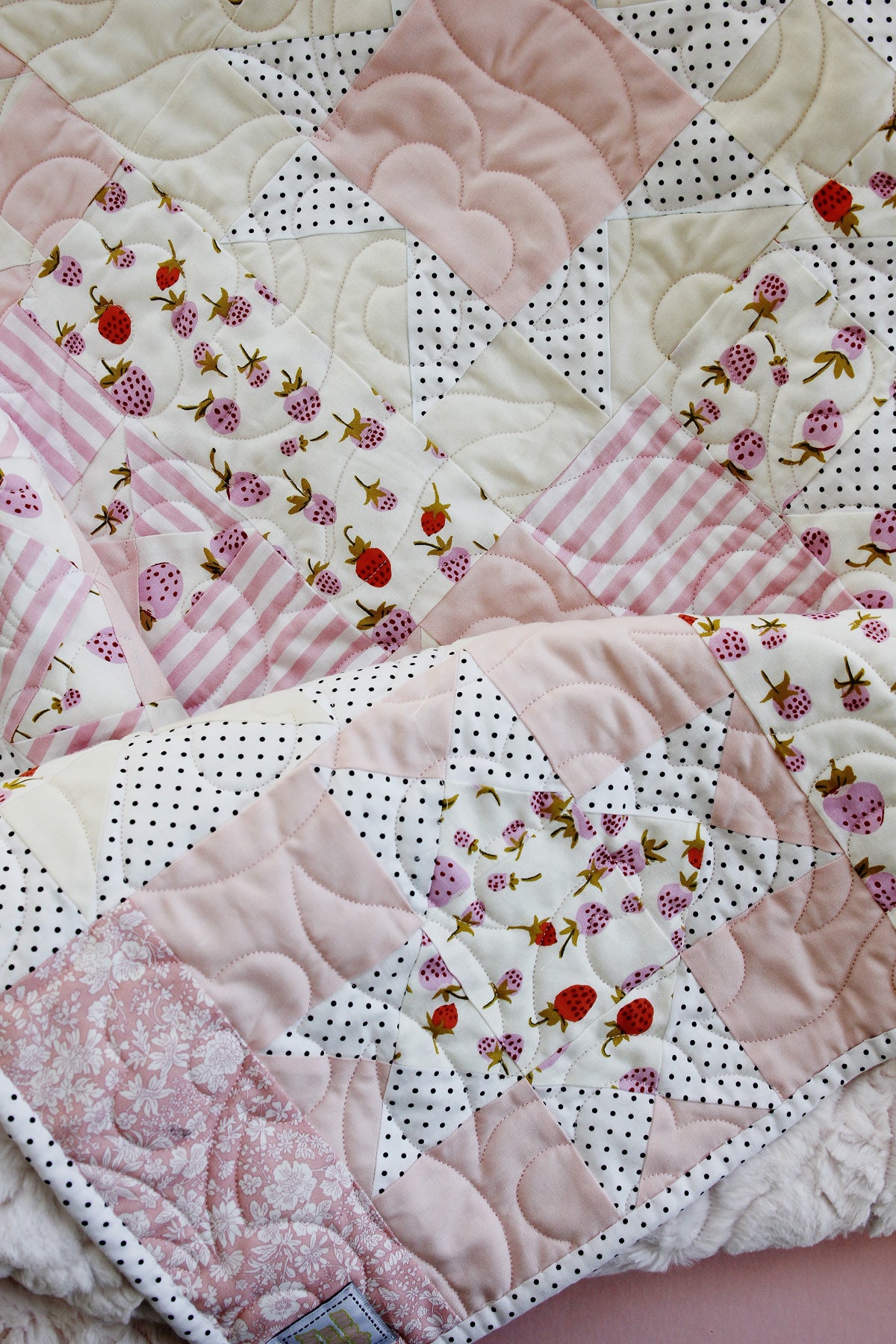 My Fabric Fix Box #1 🍓 Strawberries 'n Cream